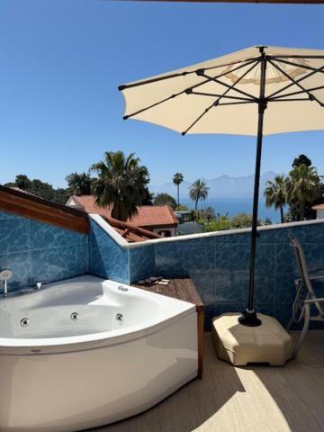 Otel Mavi&ani Pansiyon 3*