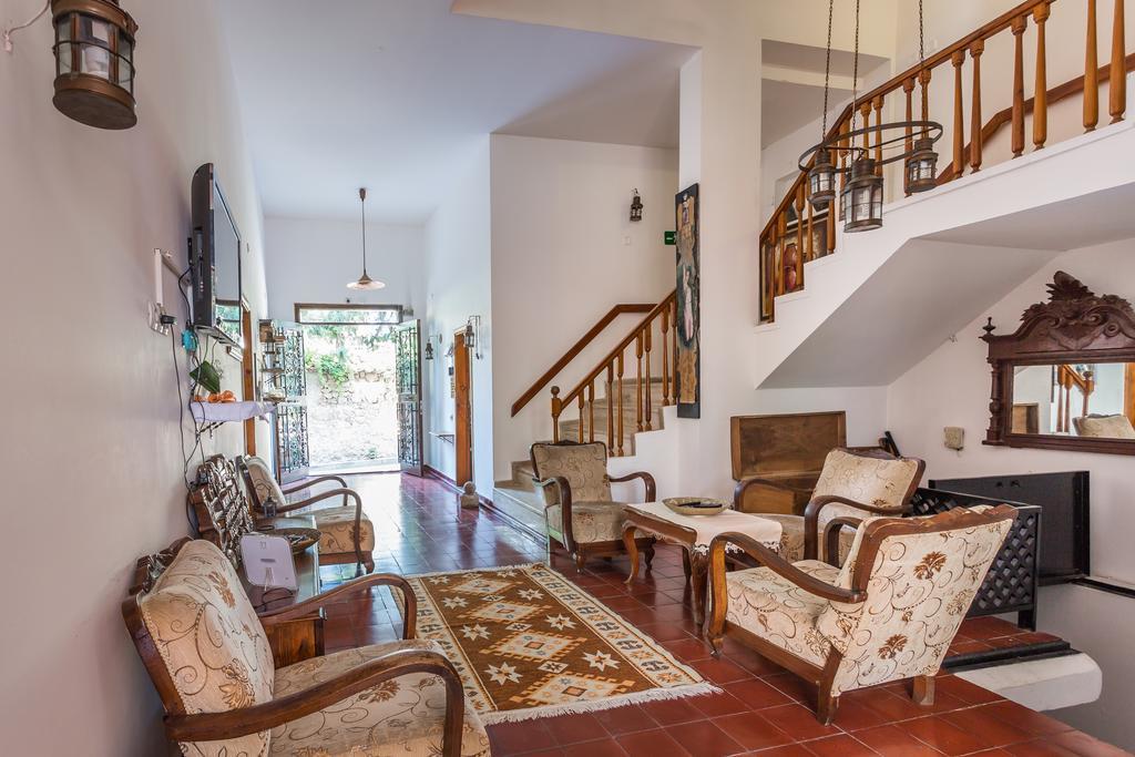 Otel Mavi&ani Pansiyon 3*