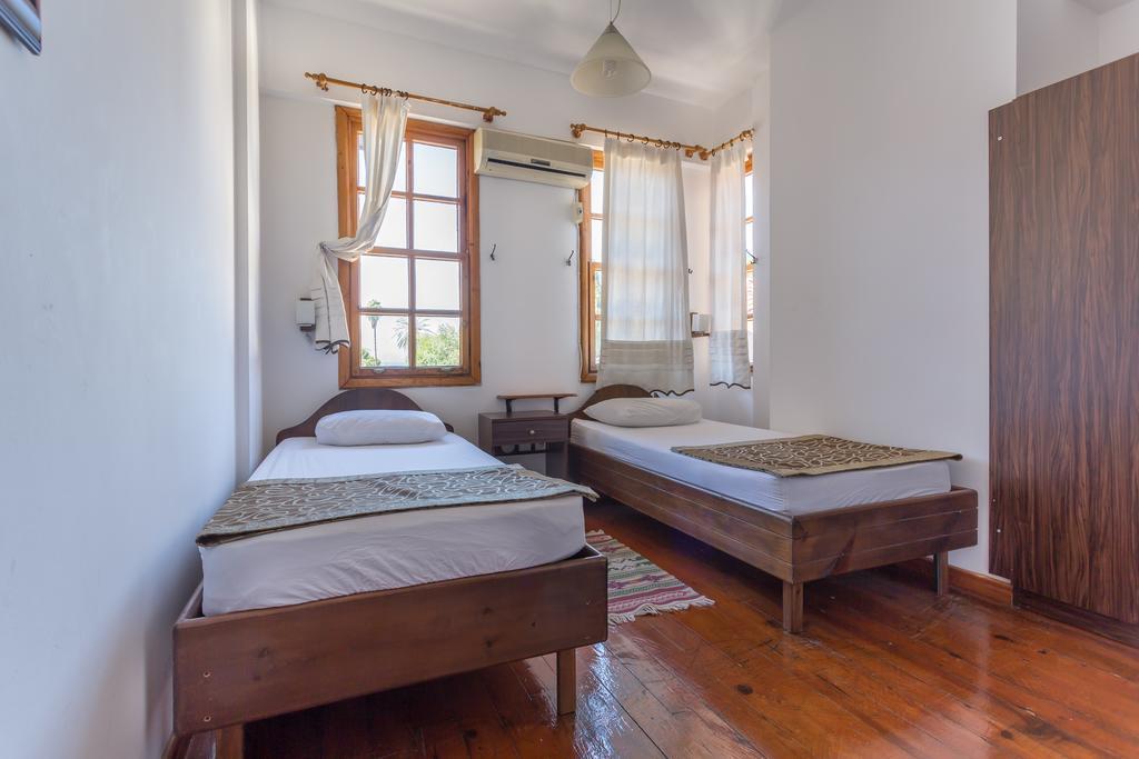 Otel Mavi&ani Pansiyon 3*