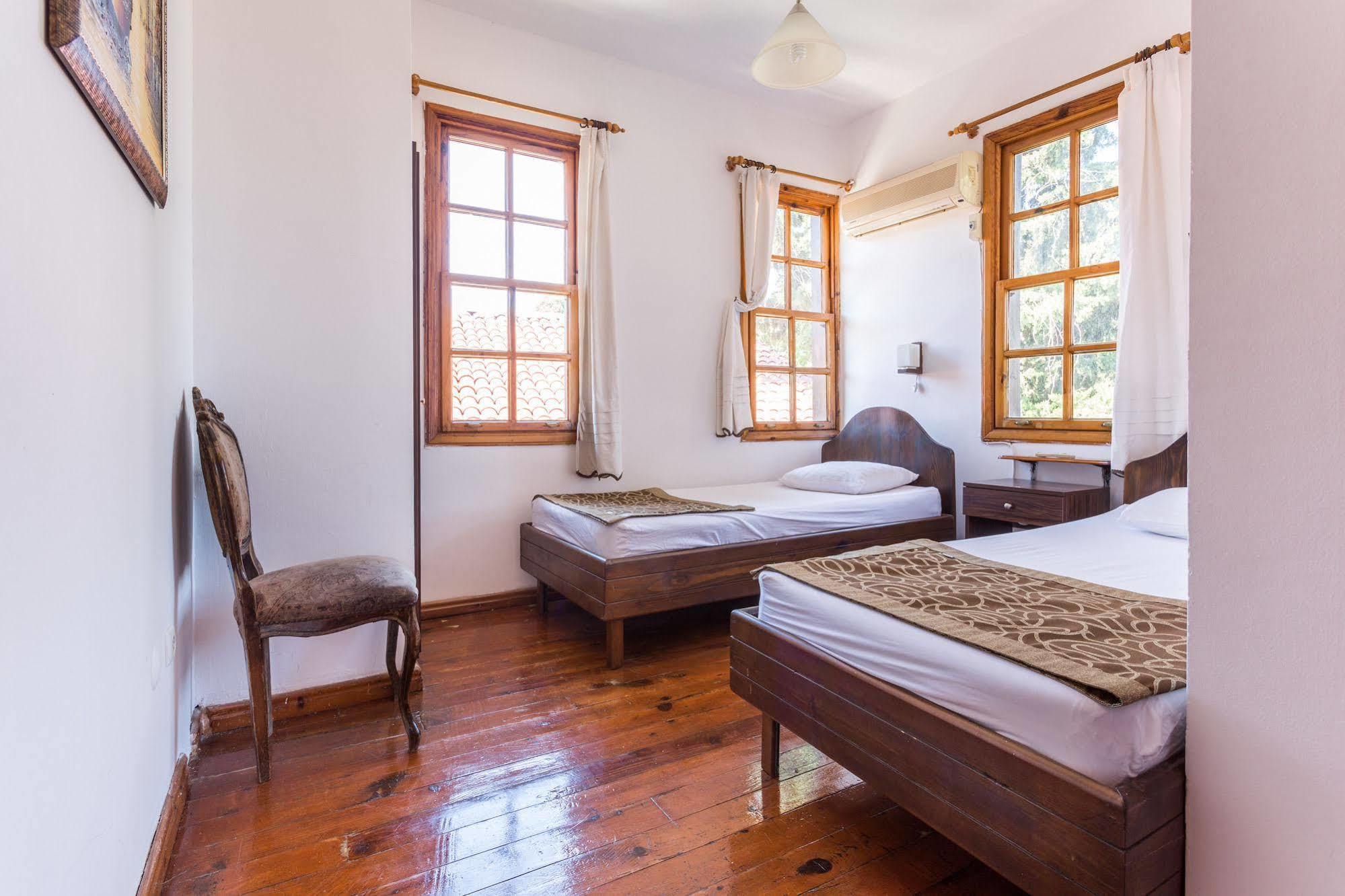Otel Mavi&ani Pansiyon 3*